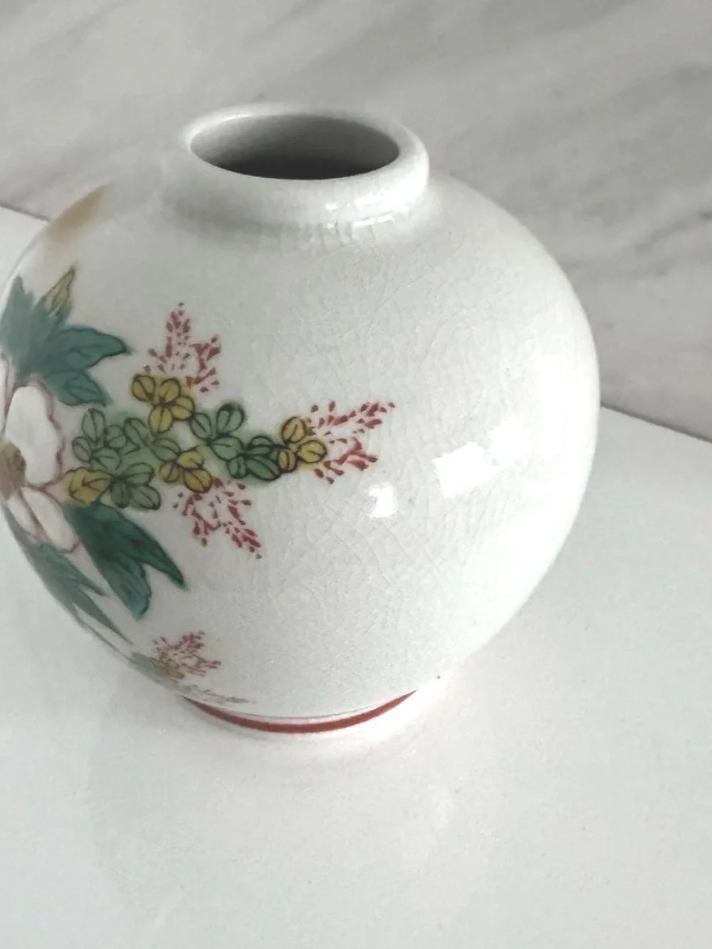 Vintage Kutani Vase Japanese Floral Porcelain Ikebana Shelf Decor Signed 4.5"H - Picture 3 of 10